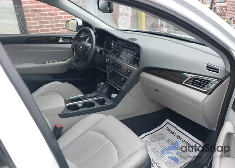 2016 Hyundai Sonata Limited z USA, uszkodzony, nr VIN 5NPE34AF2GH328072